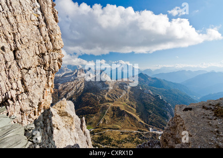 Vue du mont Lagazuoi, 2778 mètres, Col Falzarego, Dolomites, Italie, Europe Banque D'Images