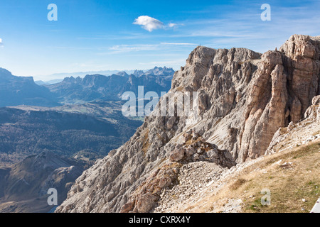 Vue depuis la montagne Lagazuoi, 2778 m, Col Falzarego, Dolomites, Italie, Europe Banque D'Images