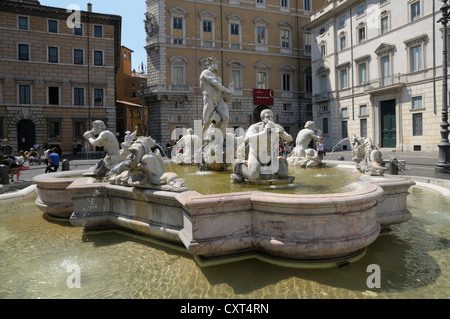 La fontaine Fontana del Moro, la Piazza Navona, Rome, Italie, Europe Banque D'Images