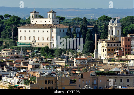 Villa Medici, l'église de la Santissima Trinità dei Monti et de l'obélisque à proximité des Escaliers Espagnols, Rome, Latium, Italie, Europe Banque D'Images