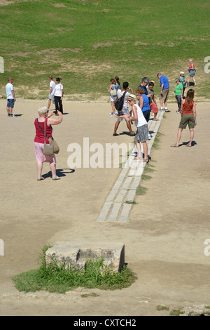 En ligne de départ dans le stade, l'ancienne Olympia, Elis, ouest de la Grèce, Grèce Région Banque D'Images