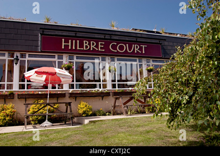 La cour hilbre pub bar west kirby Banque D'Images