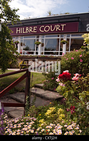 La cour hilbre pub bar west kirby Banque D'Images