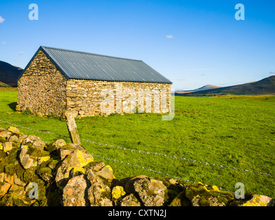 Une grange près de Castlerigg dans le parc national du Lake District, Cumbria, Angleterre Banque D'Images