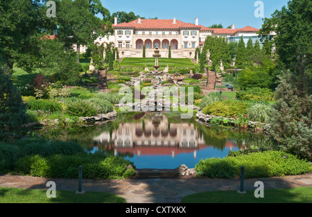 L'Oklahoma, Tulsa, Philbrook Museum of Art, jardin d'eau, Villa Philbrook. Banque D'Images