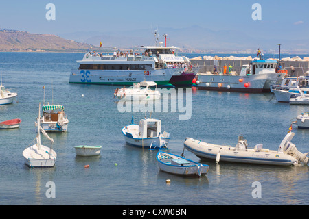 Illa de Tabarca. L'île de Tabarca. Province d'Alicante, Costa Blanca, Espagne. En ferry port. Banque D'Images