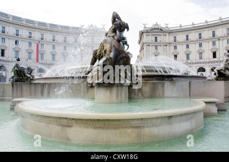 Fontana delle Naiadi à Rome, Italie Banque D'Images