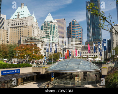 Et Robson Square, Vancouver Art Gallery, Vancouver, BC, Canada Banque D'Images