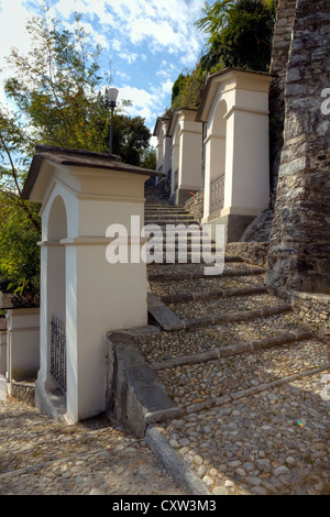 Le chemin de croix du Sanctuaire de la Madonna del Sasso à Locarno, Tessin, Suisse Banque D'Images