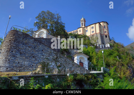 Le chemin de croix du Sanctuaire de la Madonna del Sasso à Locarno, Tessin, Suisse Banque D'Images