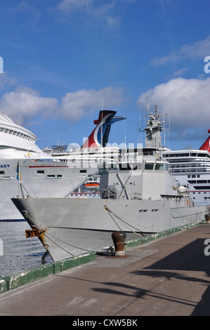 HMBS Bahamas (P-60), Nassau, Bahamas Banque D'Images