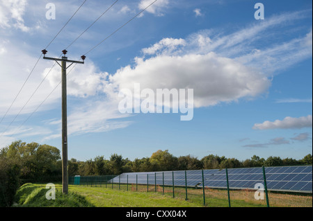 Des panneaux solaires installés à Parkwall ferme, Westonzoyland Road, Bridgewater. Banque D'Images