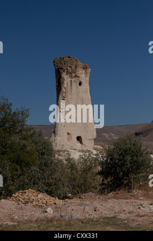 Rock formation, périphérie de ville Ortahisat,Parc national de Göreme, Cappadoce, Turquie. Banque D'Images