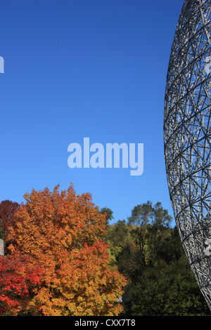 Le musée de la biosphère à l'aube au Parc Jean Drapeau sur l'Ile SainteHelene, Montréal, Québec, Canada. Banque D'Images