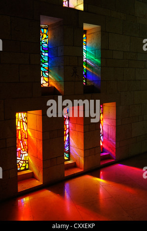 Vitraux, basilique de l'Annonciation, Nazareth, Tibériade, Israël, Moyen Orient Banque D'Images