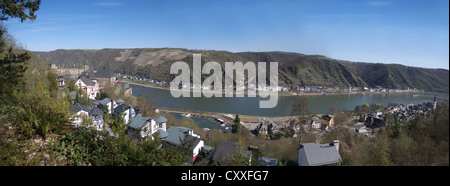 Vue panoramique du château de Rheinfels, le Rhin et St. Goarshausen vus de Saint- Goar, Rhénanie-Palatinat Banque D'Images