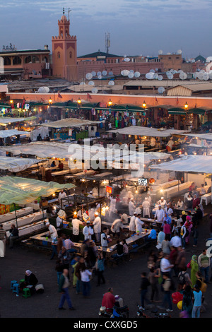 Jamaa el Fna Marrakech Maroc place principale Banque D'Images