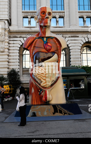 La figure de promotion pour l'exposition 'Le Monde du Corps' en face du Musée Océanographique de Monaco l'Institut océanographique, Banque D'Images