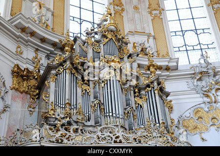 Vue de l'intérieur, l'orgue baroque de l'abbaye de Kloster Ettal, look baroque actuelle, Ettal, Haute-Bavière, Bavière Banque D'Images