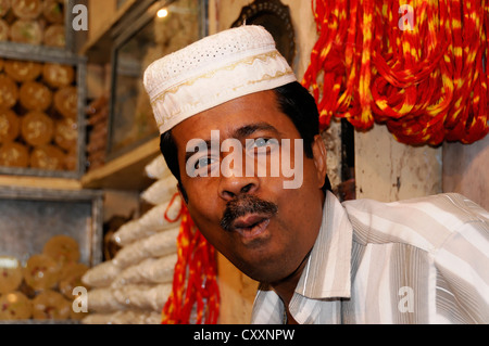 Indian man, portrait, Pushkar, Rajasthan, Inde du Nord, Inde, Asie Banque D'Images