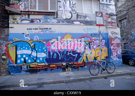 Des graffitis sur les murs de Windmill Lane, Dublin Banque D'Images