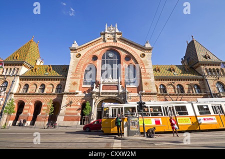 Marché Central Hall, Koezponti Vásárcsarnok, Grande Halle, par l'architecte Samuel Petz, 1894, Pest, Budapest, Hongrie Banque D'Images