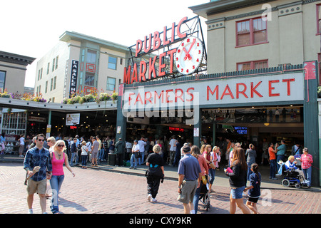 Le marché de Pike Place, 'Farmers Market' Public Market Center à Seattle, Washington, USA Banque D'Images