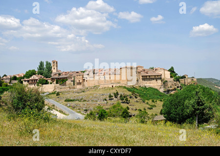 Le village de Pedraza de la Sierra, province de segovia, Castilla y Leon, Castille et León, Espagne, Europe, PublicGround Banque D'Images