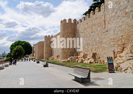 Paseo del Rastro, promenade, remparts, Avila, Castille-Leon, Espagne, Europe, PublicGround Banque D'Images