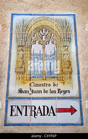 Carreaux espagnols, des azulejos, panneau d'entrée, l'église San Juan de los Reyes, monastère, Toledo, Castille-La Manche, Espagne, Europe Banque D'Images