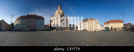 L'humeur du soir dans le centre-ville de Dresde avec la Frauenkirche, église Notre Dame, Saxe, PublicGround Banque D'Images