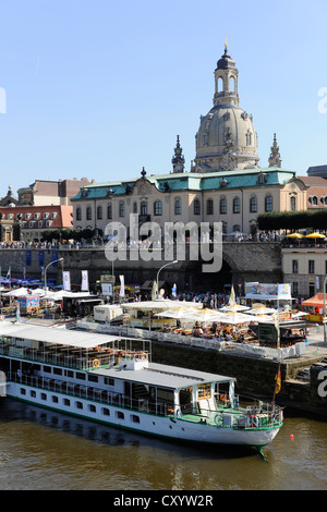 Festival de la ville de Dresde, Terrassenufer front de mer et la terrasse Bruehl, secundogeniture, Elbe et bateaux Banque D'Images