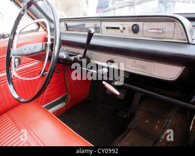 1964 Ford Consul Consair blanc Banque D'Images