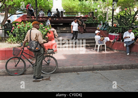 Plaza Fernandez Madrid, Barrio San Diego, vieille ville fortifiée, Ciudad Amurallada, Cartagena de Indias, Colombie Banque D'Images