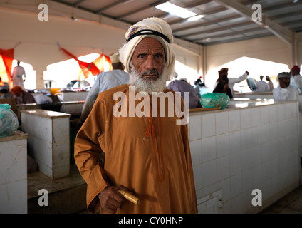 Portrait d'ancien homme bédouin, Sinaw, Oman Banque D'Images