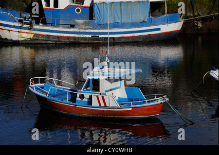 Porto do Barqueiro,port de pêche,A Coruna province,Galice, Espagne Banque D'Images