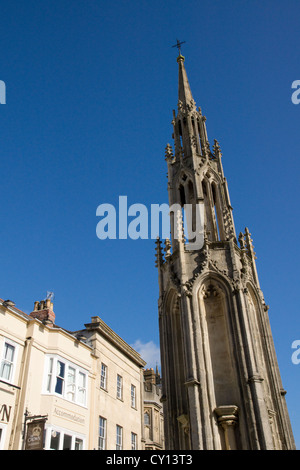 Glastonbury est une petite ville de Somerset qui attire de nombreuses personnes intéressées par le mythe et la magie. Banque D'Images