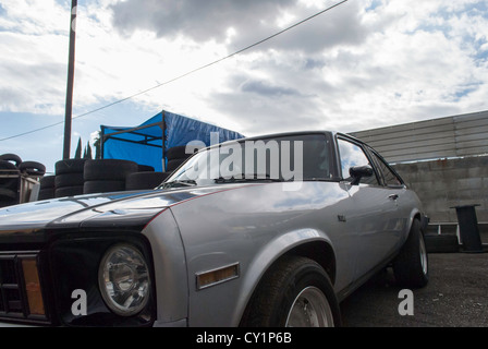 Chevy Nova juste assis là, attendant d'être conduit. Banque D'Images