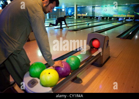 'Strikers' est le premier et seul bowling en afghanistan Banque D'Images