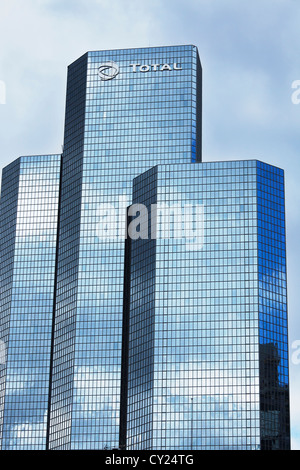 Paris, au siège de TOTAL Banque D'Images