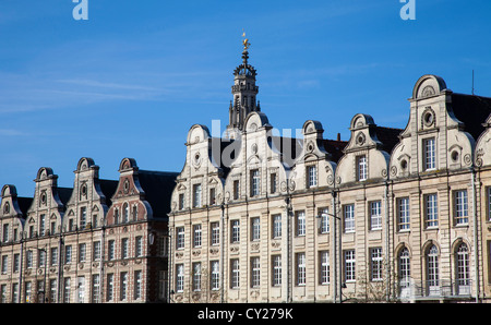 Façades de bâtiment baroque flamand, Arras Nord Pas de Calais, France Banque D'Images