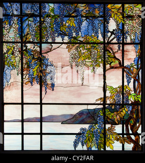 Laurelton Hall Oyster Bay New York Conçu par Louis Comfort Tiffany 1905 Etats-Unis d'Amérique American Fravrile glass Banque D'Images