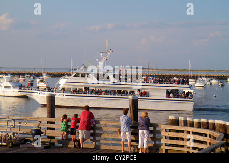 Massachusetts,Nord-est,Nouvelle-Angleterre,Plymouth,Plymouth Bay Water,port,Water Street,bateaux,yachts,ancrés,amarrés,voiles de la mer observation des baleines Banque D'Images