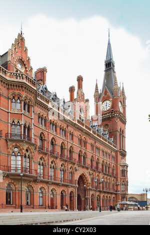 Hôtel à la gare de St Pancras, Londres Banque D'Images