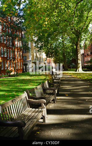 Mount Street Gardens à Mayfair, Londres. Banque D'Images