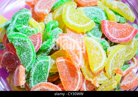 Multi-couleur bonbons gommeux servi dans une fête pour les enfants Banque D'Images