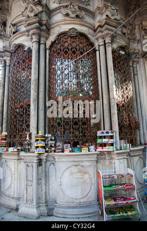 Kiosque au centre d'Istanbul Banque D'Images