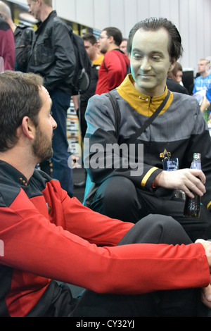 Star Trek fans habillés à la Convention Star Trek, Londres. Banque D'Images