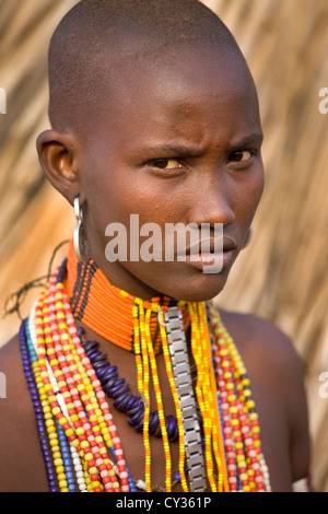 Les jeunes filles de la tribu Erbore, vallée de la rivière Omo, en Ethiopie Banque D'Images