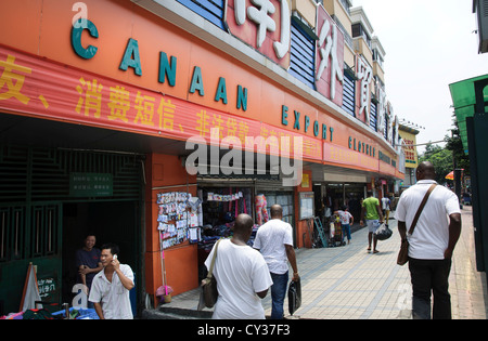 Marché de gros de Canaan, vêtements de Guangzhou, Chine Banque D'Images